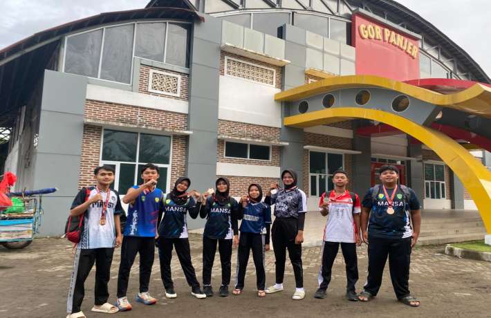 Tangguh dalam Olahraga MAN 1 Kebumen Borong Medali di POPDA Senam Lantai