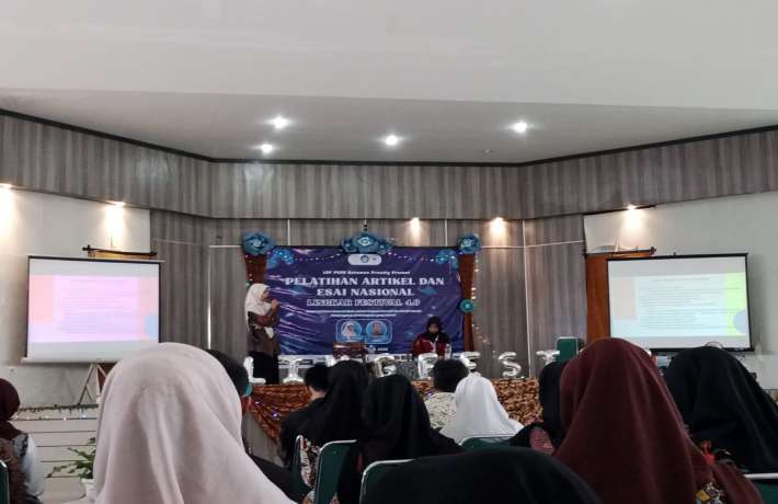 Asah Literasi dan Inovasi Murid MAN 1 Kebumen Ikuti Pelatihan Artikel dan Esai LINGFEST 4 0