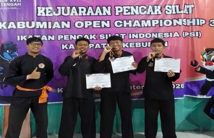 Tampil Impresif Tiga Pesilat MAN 1 Kebumen Sabet Medali di Open Kabumian Championship 3 2026