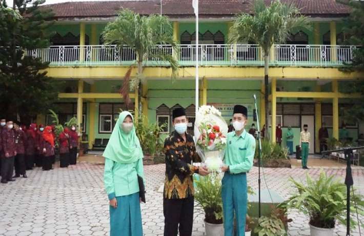 Suasana Haru Selimuti Apel Dalam Rangka Perpisahan Kepala MAN 1 Kebumen